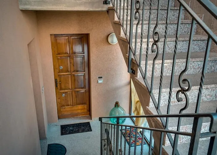 Trilocale In Centro A Cormons Con Balcone E Garage