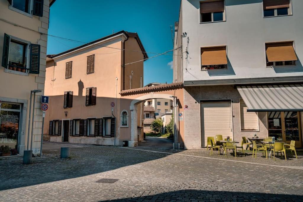 Trilocale In Centro A Con Balcone E Garage *